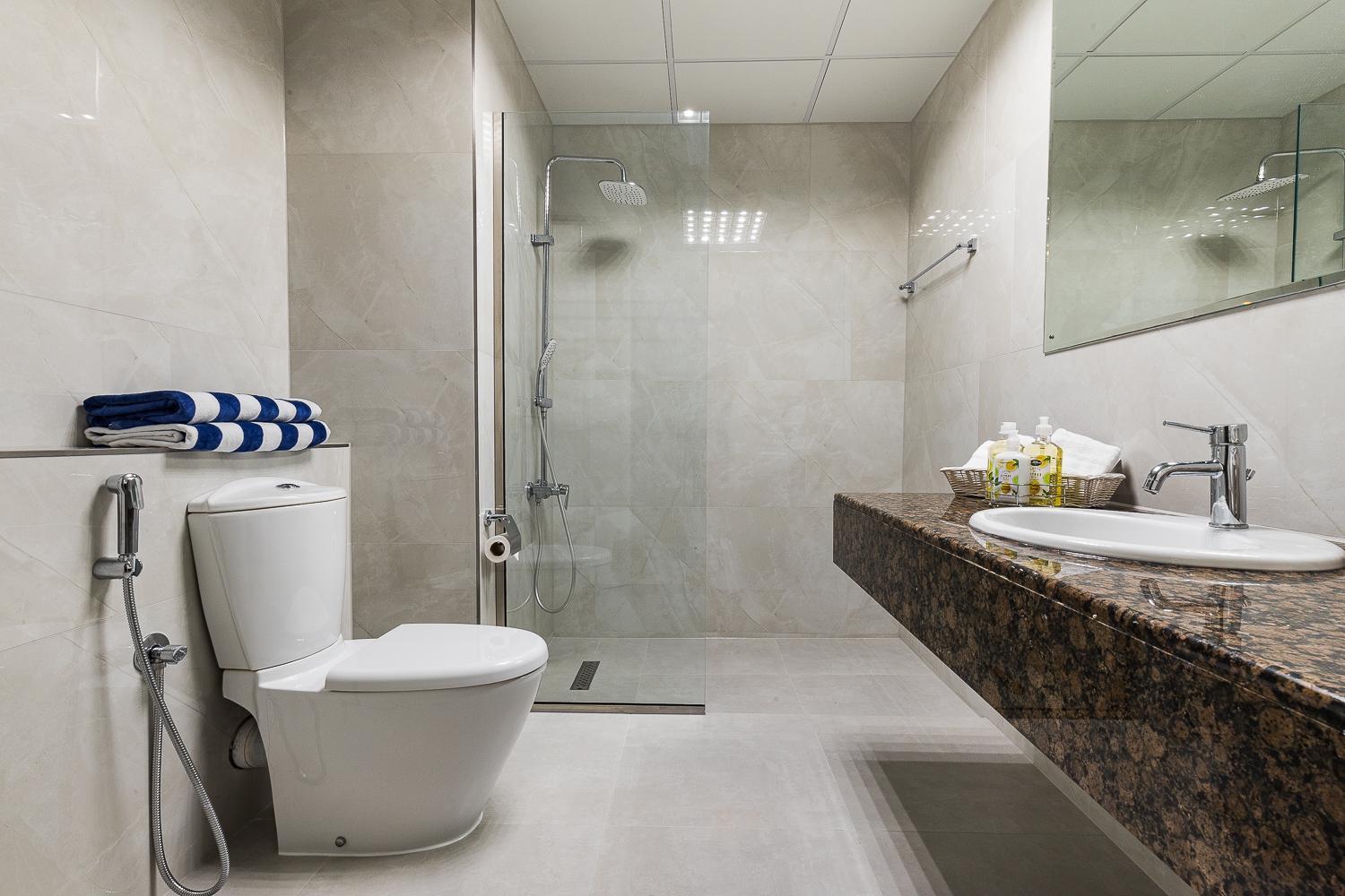 Jbr Full Sea View 1 Br Apartment